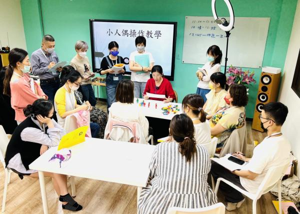 德國小人偶 關係療癒工具、家族系統排列一對一諮詢